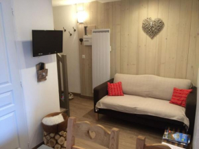 Charmant 2 Pièces Rénové 6 Pers, Balcon, Proche Pistes et Commerces - Morillon 1100 - FR-1-412-82